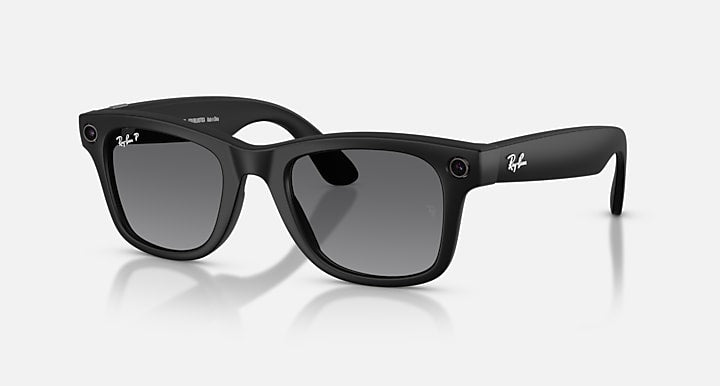 Smart Glasses with Camera